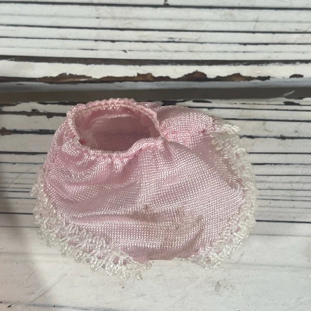 Vintage 1978 Mattel Barbie Doll Figure‎ Clothing Great Condition